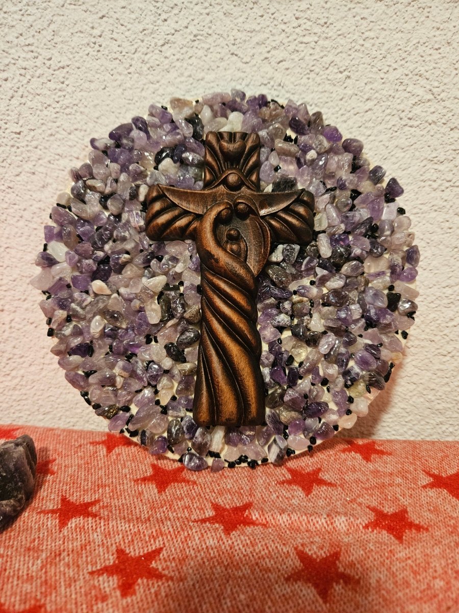 Amethyst - Wandbild mit Kreuz | Spirituelle Klarheit & Heilung - Wandbilder - Amethyst - Seelenblitz