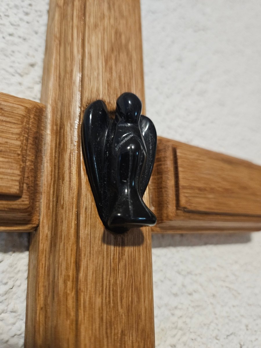 Eichenholz - Kreuz mit Turmalin - Engel – Schutz & Erdung - Seelenblitz