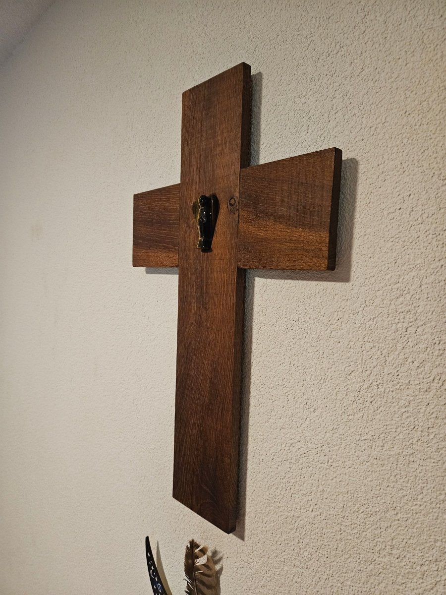 Großes Kreuz aus Eichenholz mit Tigerauge - Engel – Schutz & Spiritualität - Kreuz mit Edelsteinen - Seelenblitz