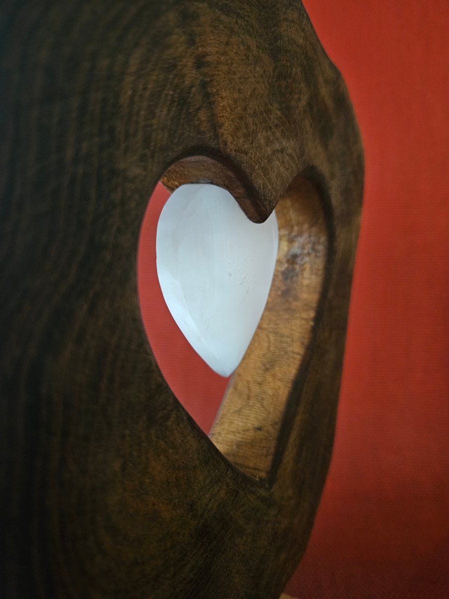 Handgefertigte Holzskulptur mit Selenit - Herz – Harmonie & Klarheit - Handgefertigtes Dekor - Seelenblitz