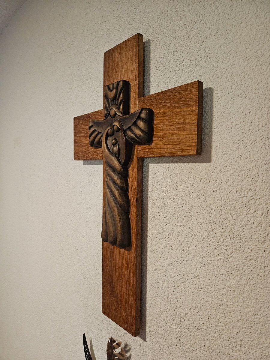 Handgefertigtes Eichenholz - Kreuz mit kunstvollem Zierelement – Harmonie & Dekoration - Grosses Kreuz - Seelenblitz